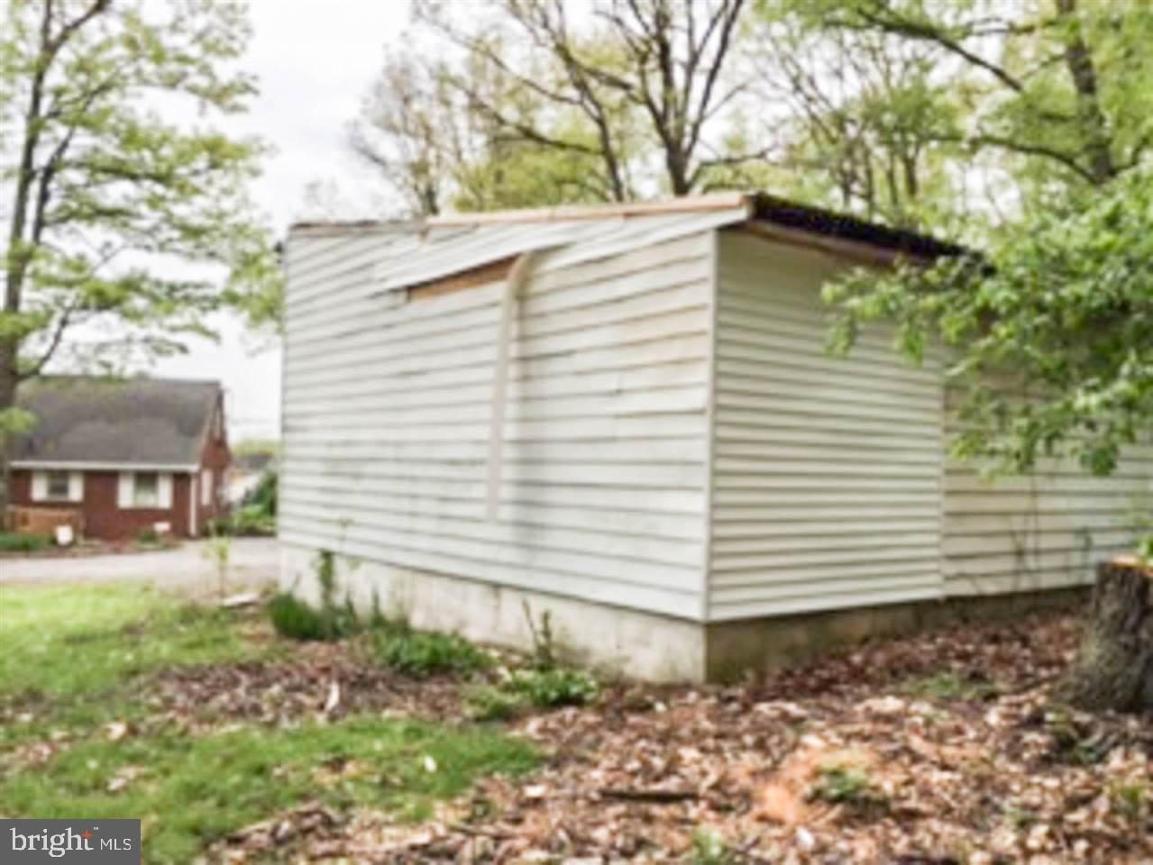 1247-1249 Hoff Road Hanover, PA 17331 - Photo 3 of 14 Gallery Image 3