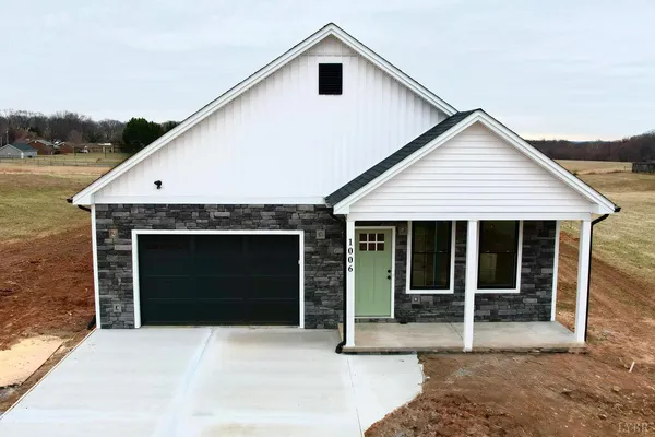 $349,900 | 1006 Virginia Byway, Bedford, VA 24523