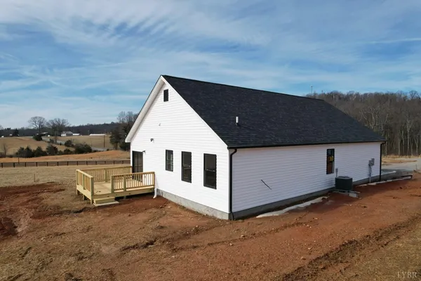$349,900 | 1006 Virginia Byway, Bedford, VA 24523