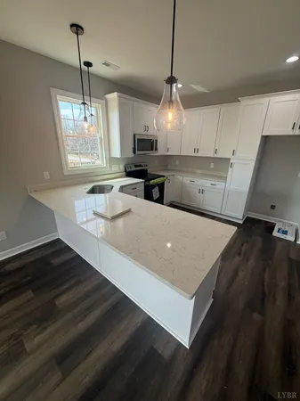 $349,900 | 1006 Virginia Byway, Bedford, VA 24523