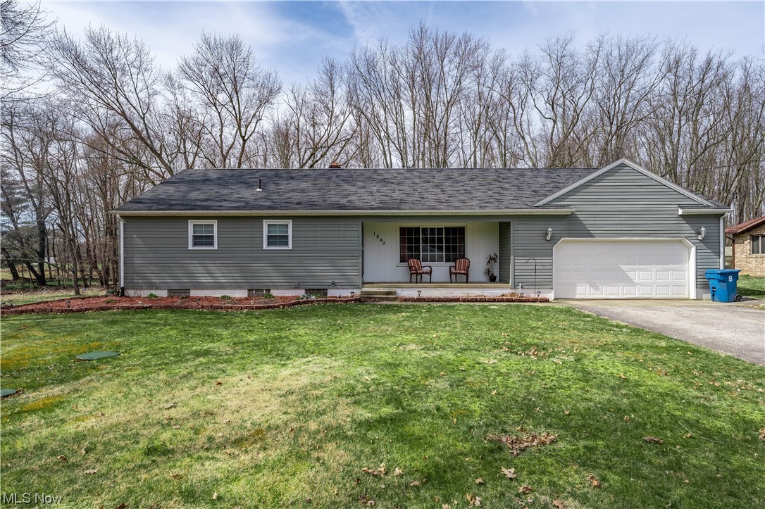1040 Oak Tree Road Akron, OH 44320 - Photo 1 of 35