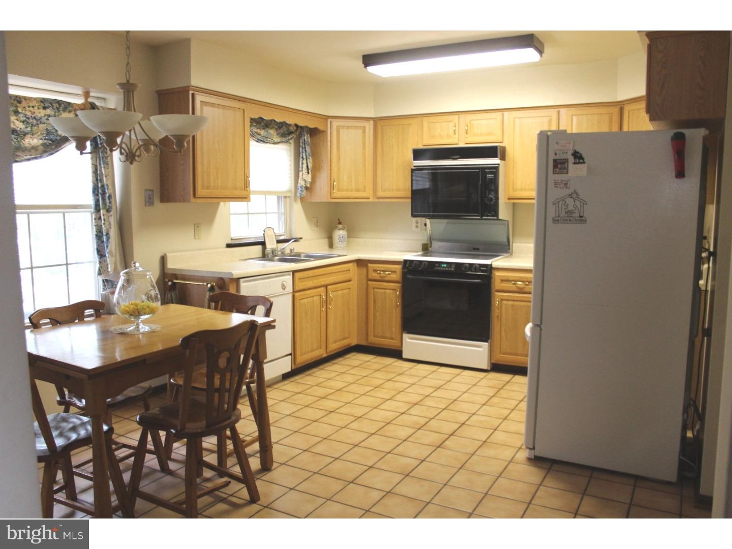 1007 Sassafras Shore Road Pittsgrove, NJ 08318 - Photo 4 of 19 Kitchen