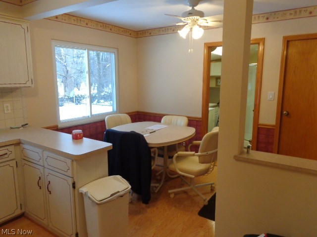 7306 Maplewood Road Parma, OH 44130 - Photo 8 of 21 Eat-in Kitchen
