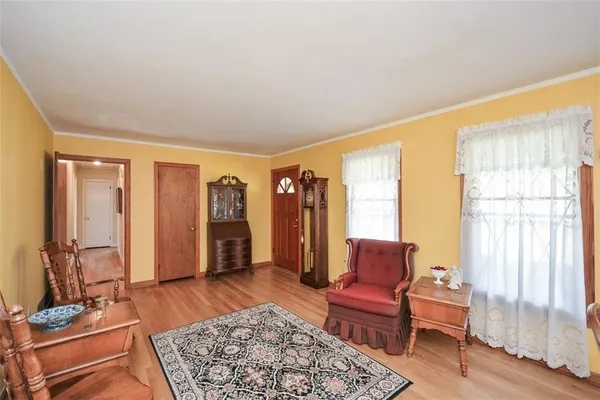 $389,900 | 920 Chesterfield Drive, Marietta, GA 30066