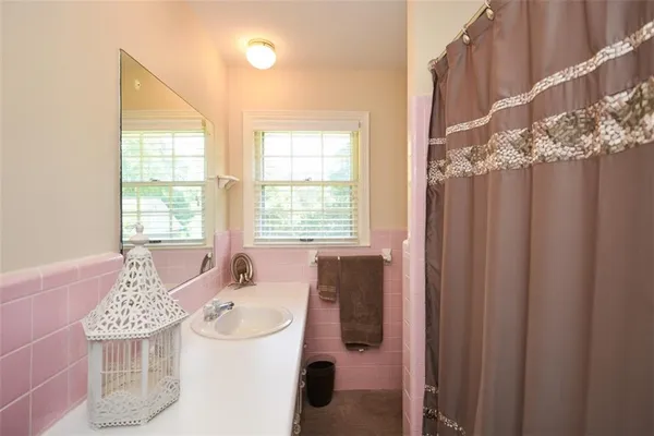 $389,900 | 920 Chesterfield Drive, Marietta, GA 30066