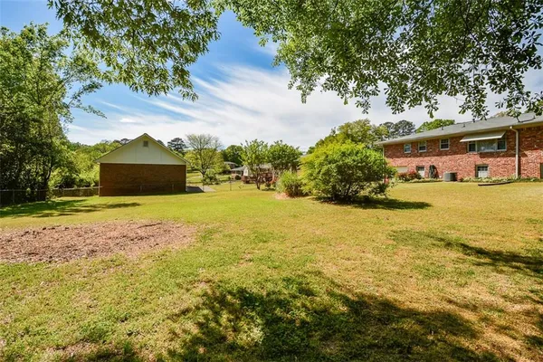 $389,900 | 920 Chesterfield Drive, Marietta, GA 30066