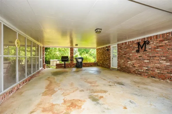 $389,900 | 920 Chesterfield Drive, Marietta, GA 30066