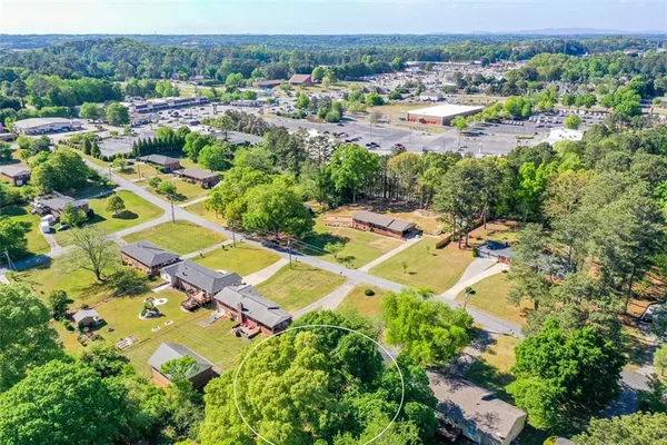 $389,900 | 920 Chesterfield Drive, Marietta, GA 30066