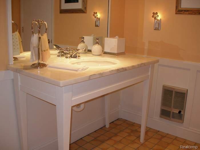 1489 East Maple Road Birmingham, MI 48009 - Photo 14 of 16 Second Bath In Lower Level
