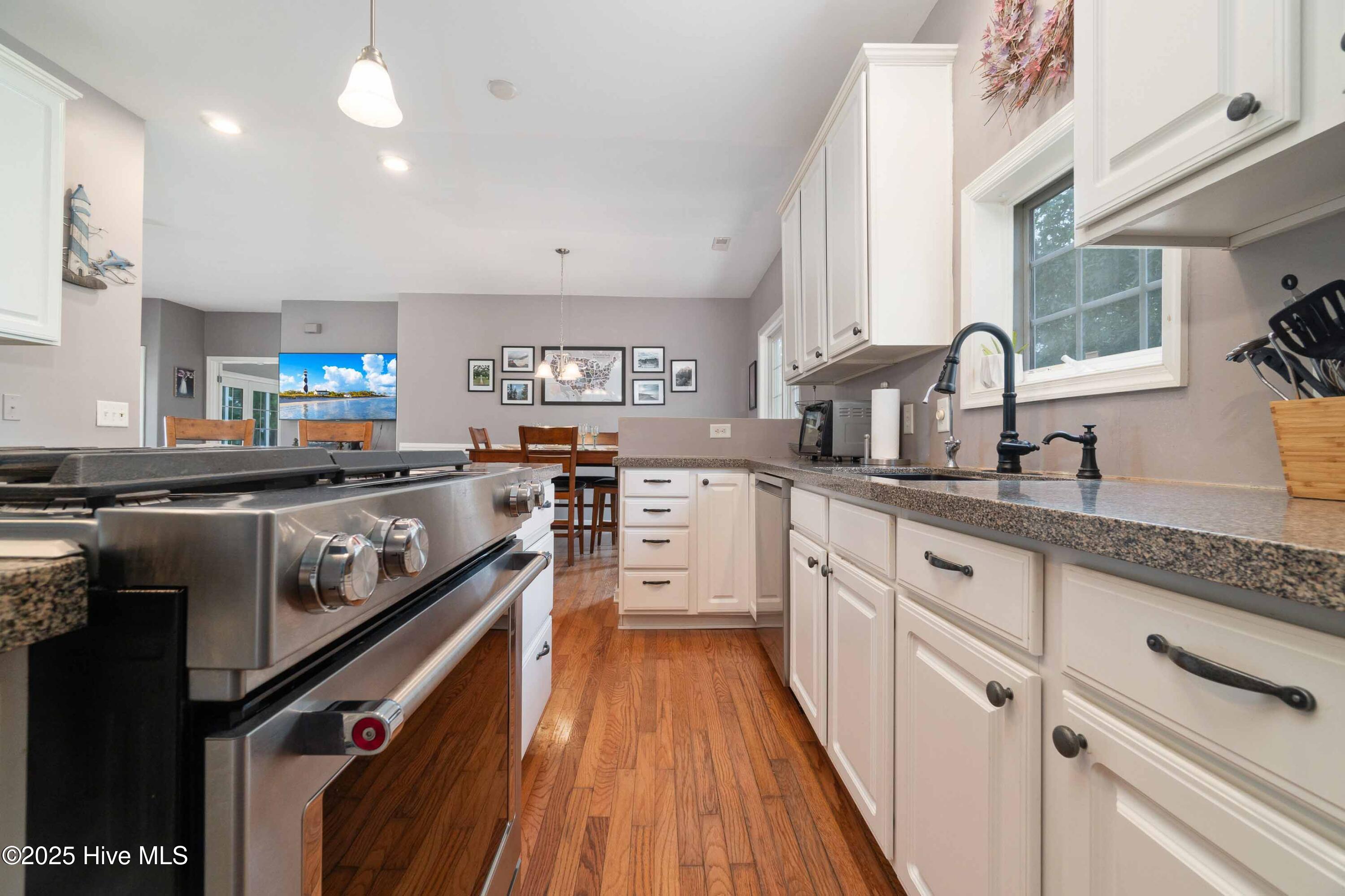 538 Mills Road Oriental, NC 28571 - Photo 16 of 36 016_Kitchen
