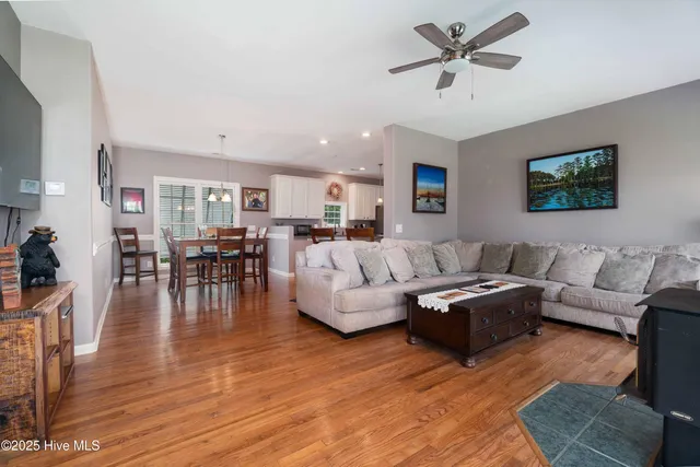 $430,000 | 538 Mills Road, Oriental, NC 28571