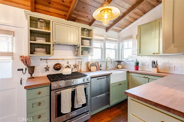 $12,000 | 135 Turquoise Avenue, Newport Beach, CA 92662