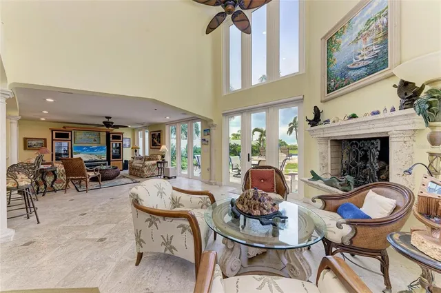 $10,900,000 | 4473 Gulf Of Mexico Drive, Unit 4473, Longboat Key, FL 34228