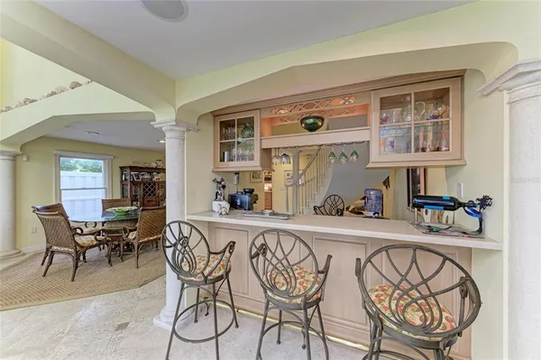 $10,900,000 | 4473 Gulf Of Mexico Drive, Unit 4473, Longboat Key, FL 34228