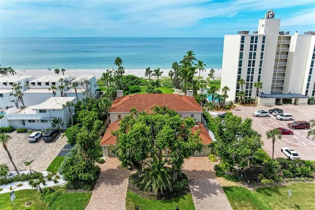 $10,900,000 | 4473 Gulf Of Mexico Drive, Unit 4473, Longboat Key, FL 34228