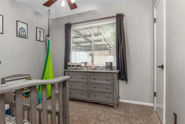 $2,200 | 3601 Clover Lane, Deer Park, TX 77536