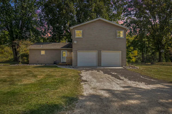 $550,000 | 7842 Main Street, Newaygo, MI 49337
