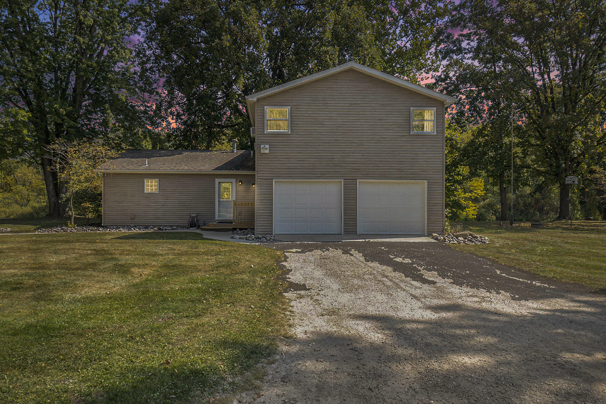 7842 Main Street Newaygo, MI 49337 - Photo 2 of 61 001_dsc09801.jpg-twilight_683