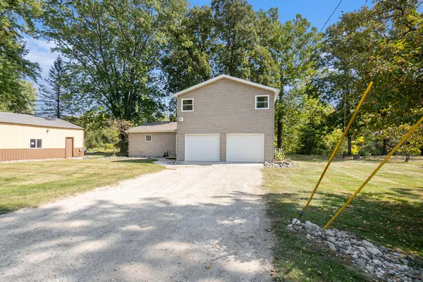 $550,000 | 7842 Main Street, Newaygo, MI 49337