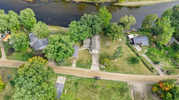 $550,000 | 7842 Main Street, Newaygo, MI 49337