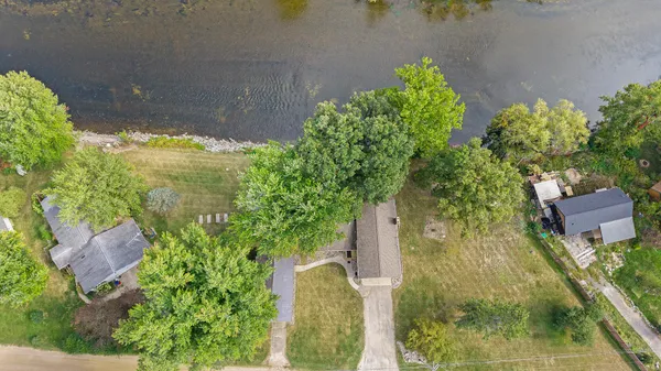 $550,000 | 7842 Main Street, Newaygo, MI 49337