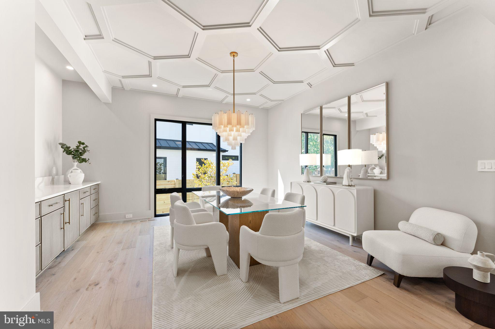 917 Timber Lane Southwest Vienna, VA 22180 - Photo 9 of 41 a living room with furniture and wooden floor