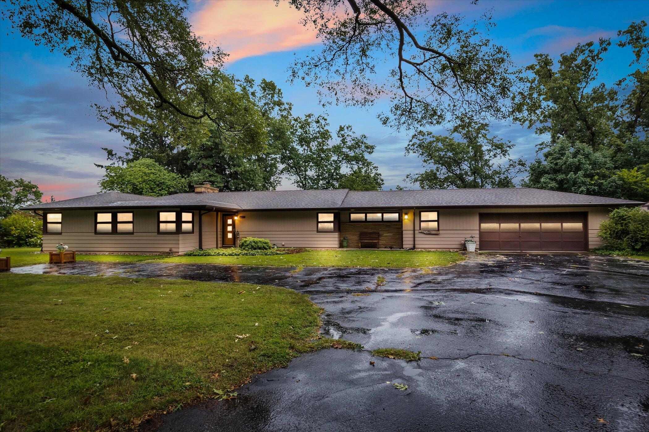 2499 Roncy Road Benton Harbor, MI 49022 - Photo 2 of 56 Twilight Photo