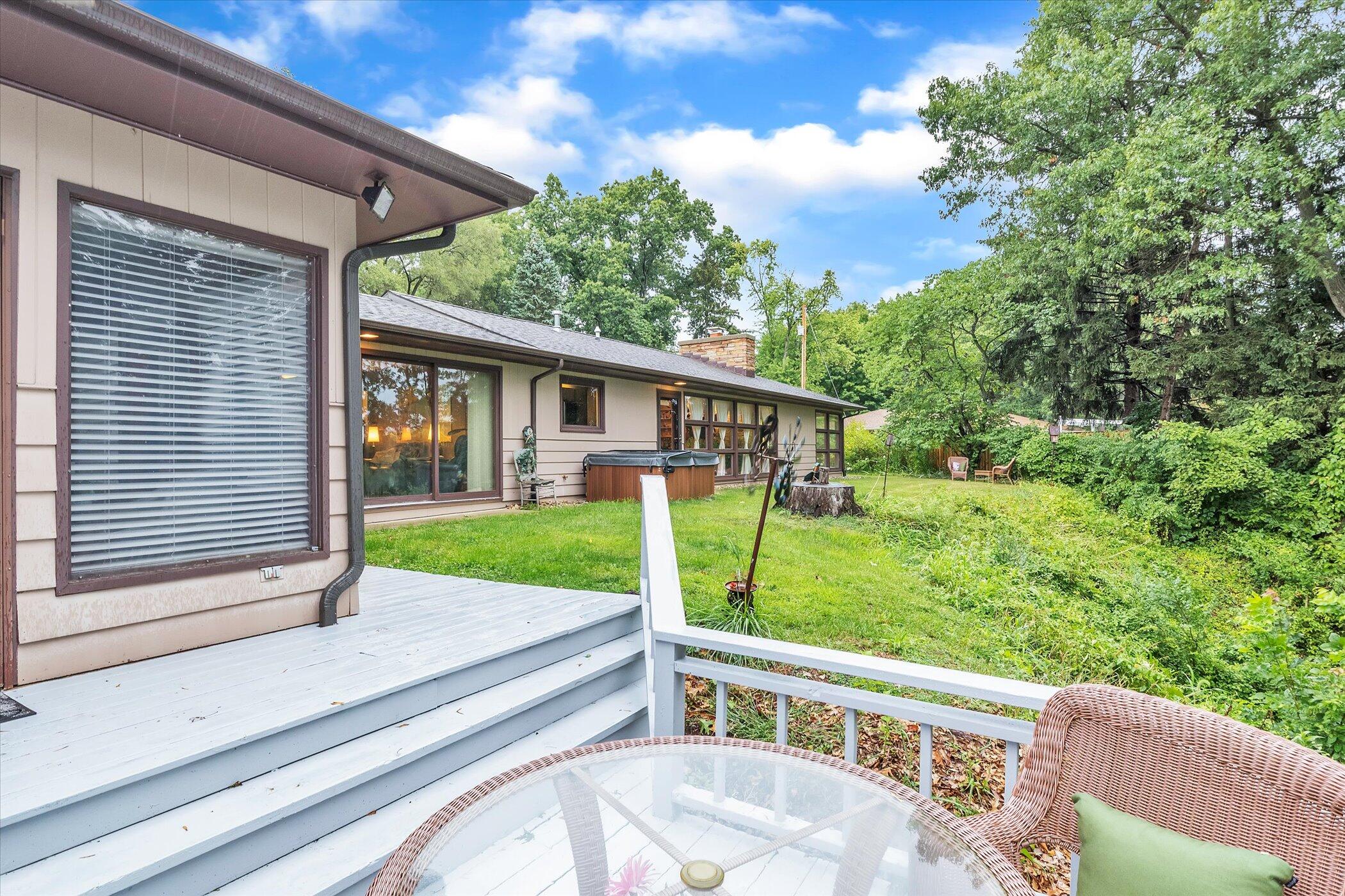 2499 Roncy Road Benton Harbor, MI 49022 - Photo 43 of 56 55-2499-Roncy-Rd-WindowStill-Real-Estate