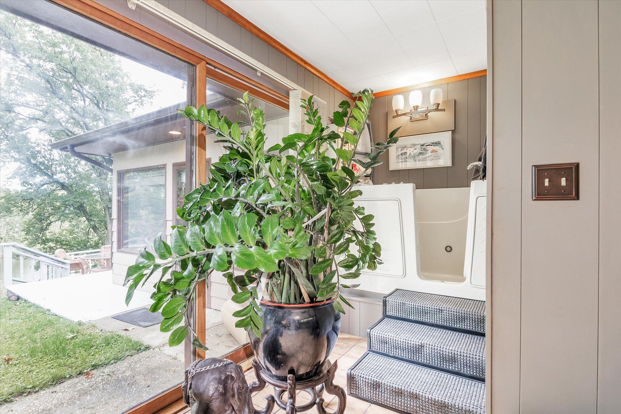 2499 Roncy Road Benton Harbor, MI 49022 - Photo 9 of 56 13-2499-Roncy-Rd-WindowStill-Real-Estate