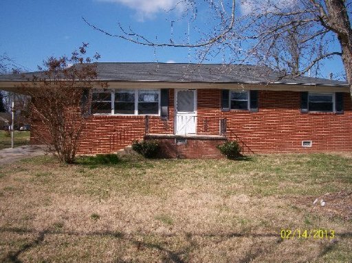 4905 East Emory Road Knoxville, TN 37938 - Photo 1 of 22 Primary Photo