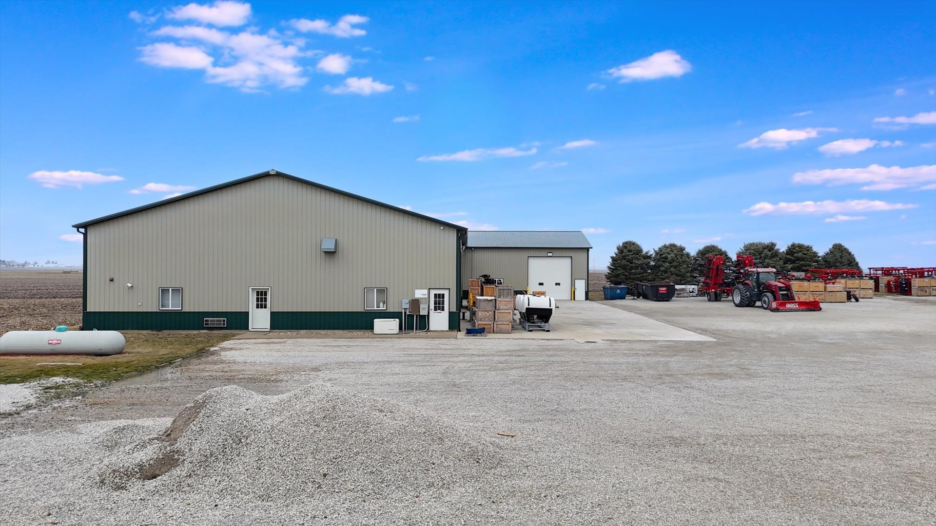 8735 North 2000 E Road Fairbury, IL 61739 - Photo 36 of 64 a view of a house with a patio