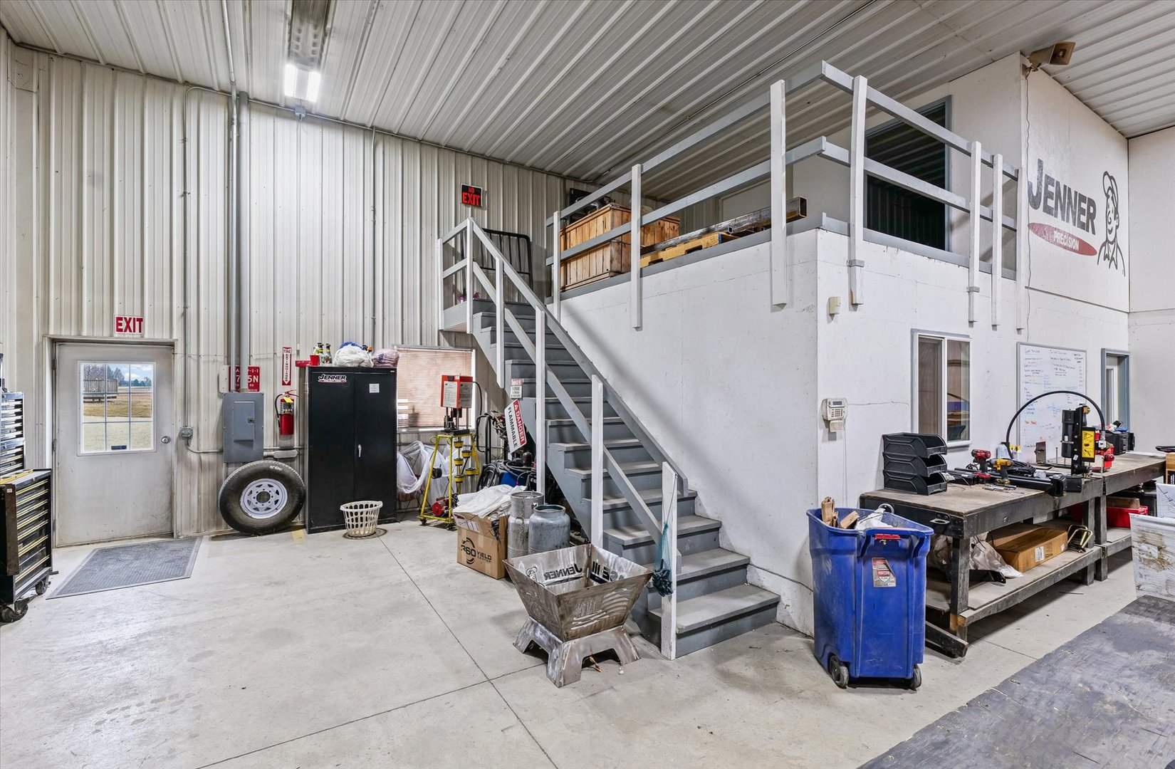 8735 North 2000 E Road Fairbury, IL 61739 - Photo 46 of 64 a view of a room with gym equipment