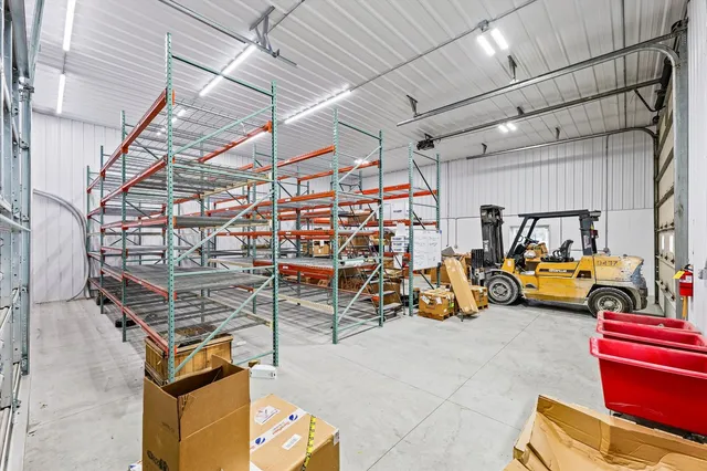 $900,000 | 8735 North 2000 E Road, Fairbury, IL 61739