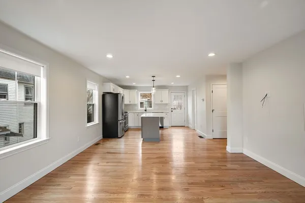 $3,600 | 32 Union Street, Unit 32, Lowell, MA 01852