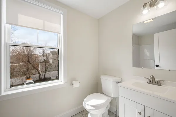 $3,600 | 32 Union Street, Unit 32, Lowell, MA 01852