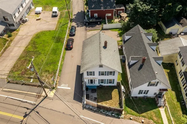 $429,999 | 9 Sanford Street, Medway, MA 02053