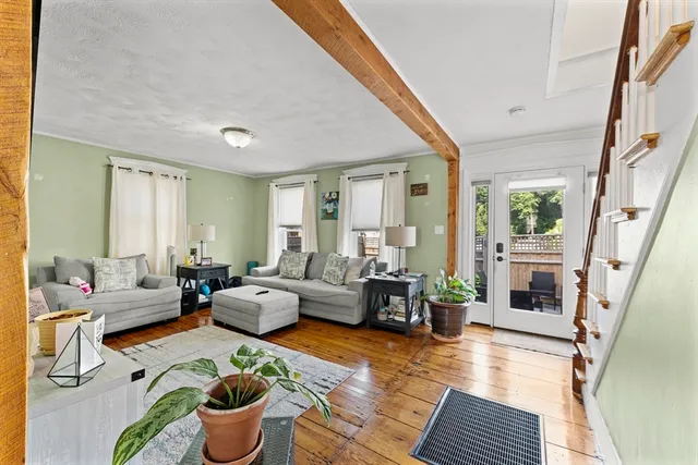 $429,999 | 9 Sanford Street, Medway, MA 02053