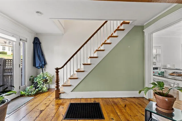 $429,999 | 9 Sanford Street, Medway, MA 02053