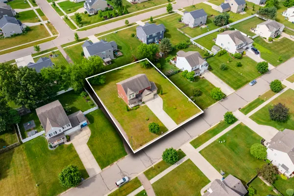 $486,000 | 5661 Attleberry Avenue, Kalamazoo, MI 49009