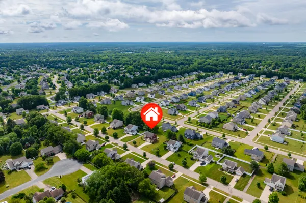 $486,000 | 5661 Attleberry Avenue, Kalamazoo, MI 49009