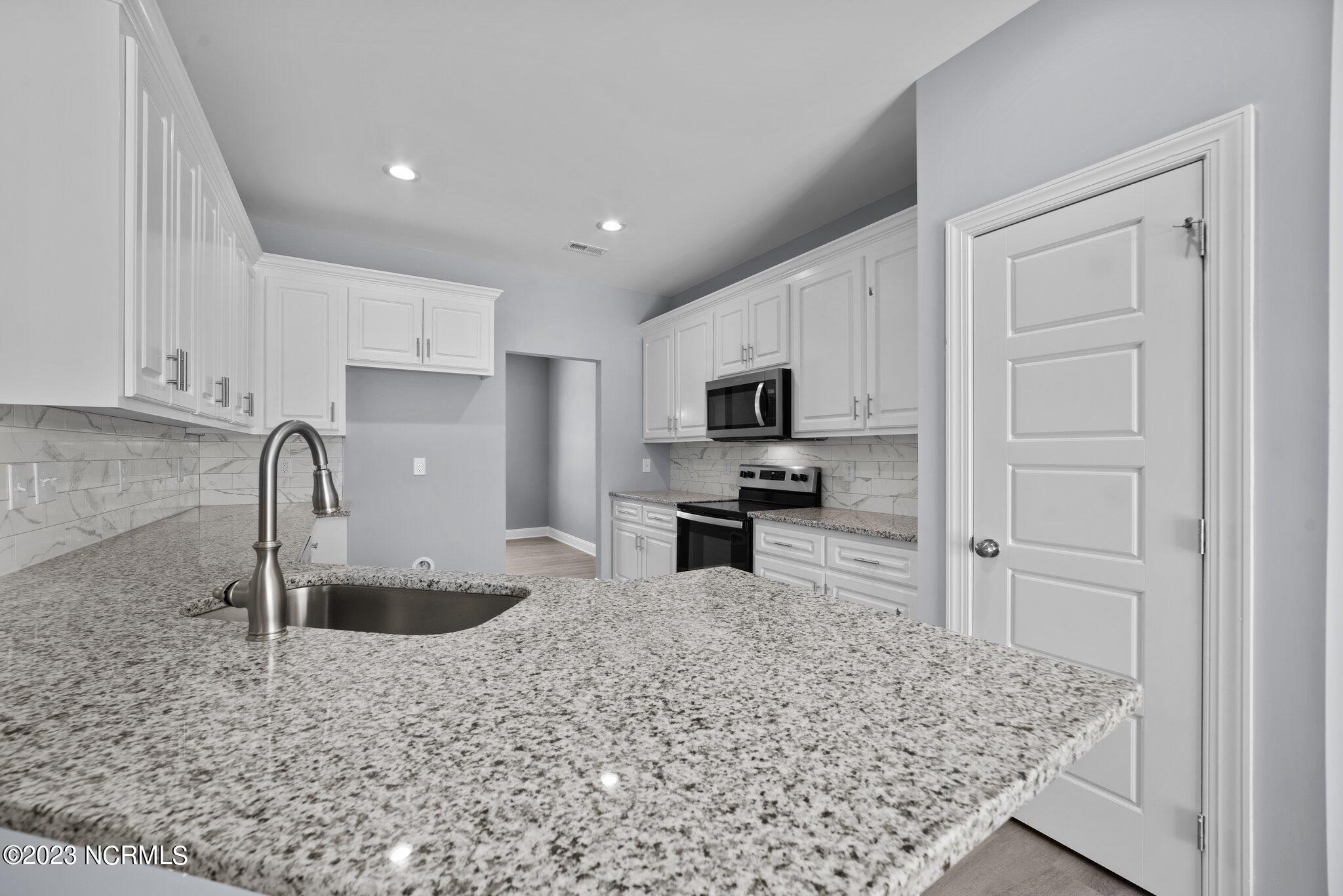 3340 Dino Lane Bailey, NC 27807 - Photo 12 of 37 3340 Dino Ln_Bailey_NC_Home for Sale0002