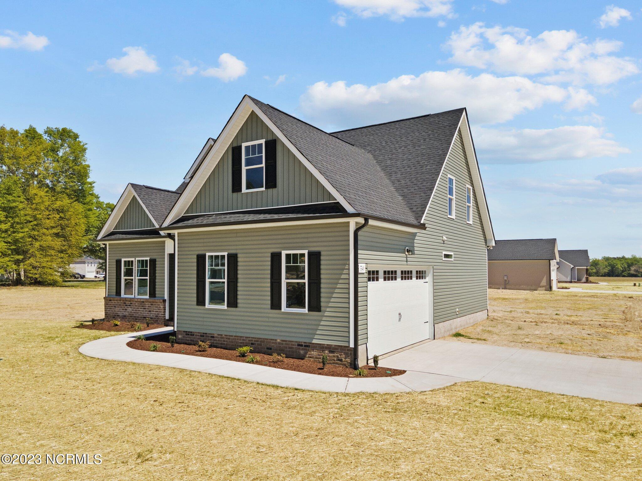3340 Dino Lane Bailey, NC 27807 - Photo 2 of 37 3340 Dino Ln_Bailey_NC_Home for Sale0000