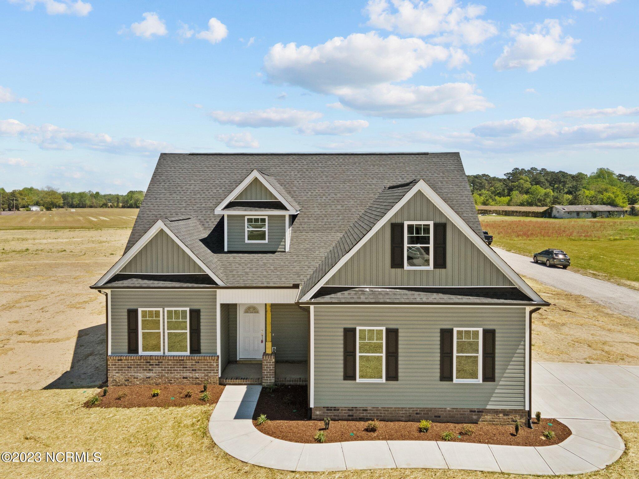 3340 Dino Lane Bailey, NC 27807 - Photo 3 of 37 3340 Dino Ln_Bailey_NC_Home for Sale0000