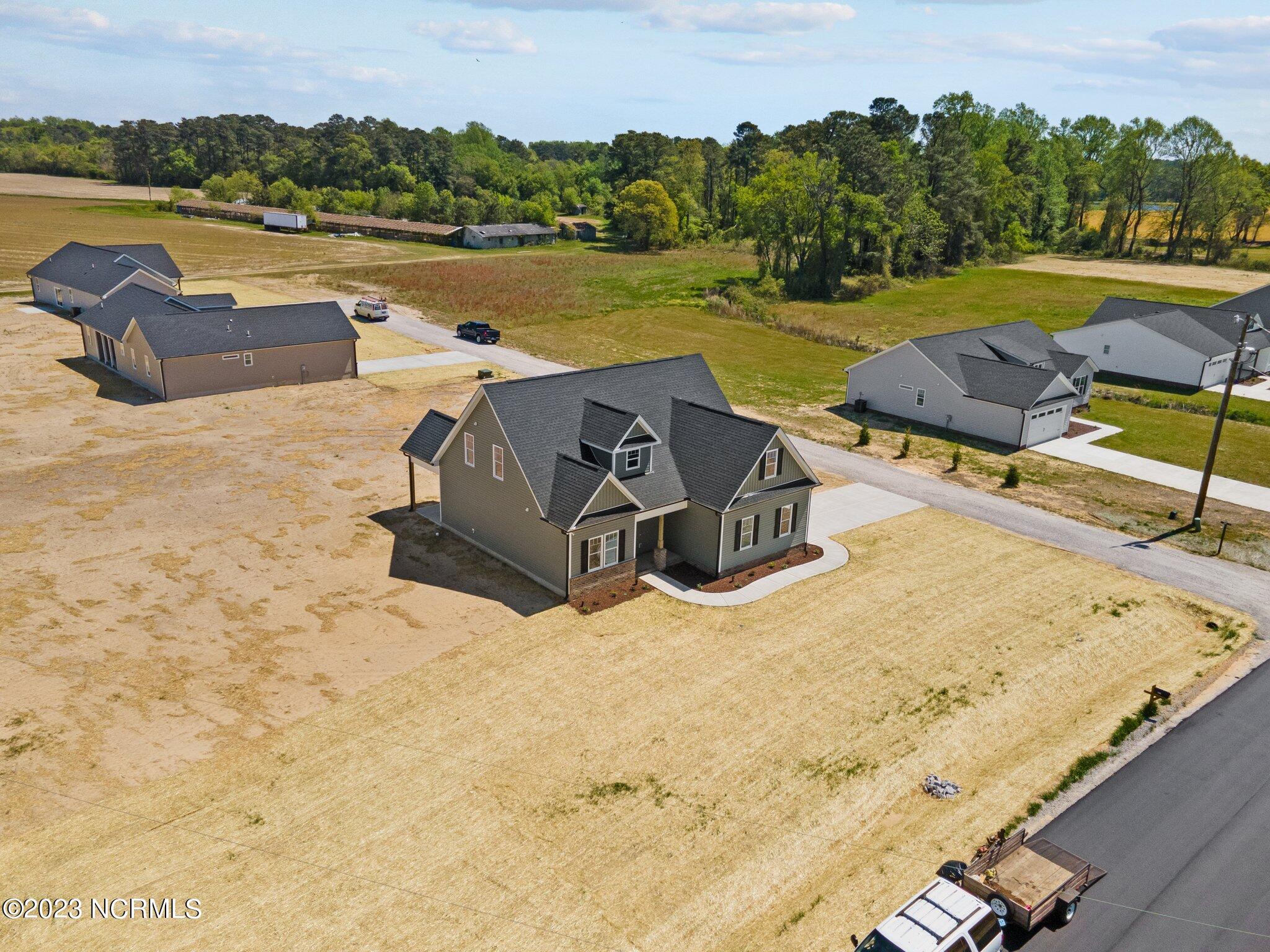 3340 Dino Lane Bailey, NC 27807 - Photo 5 of 37 3340 Dino Ln_Bailey_NC_Home for Sale0001