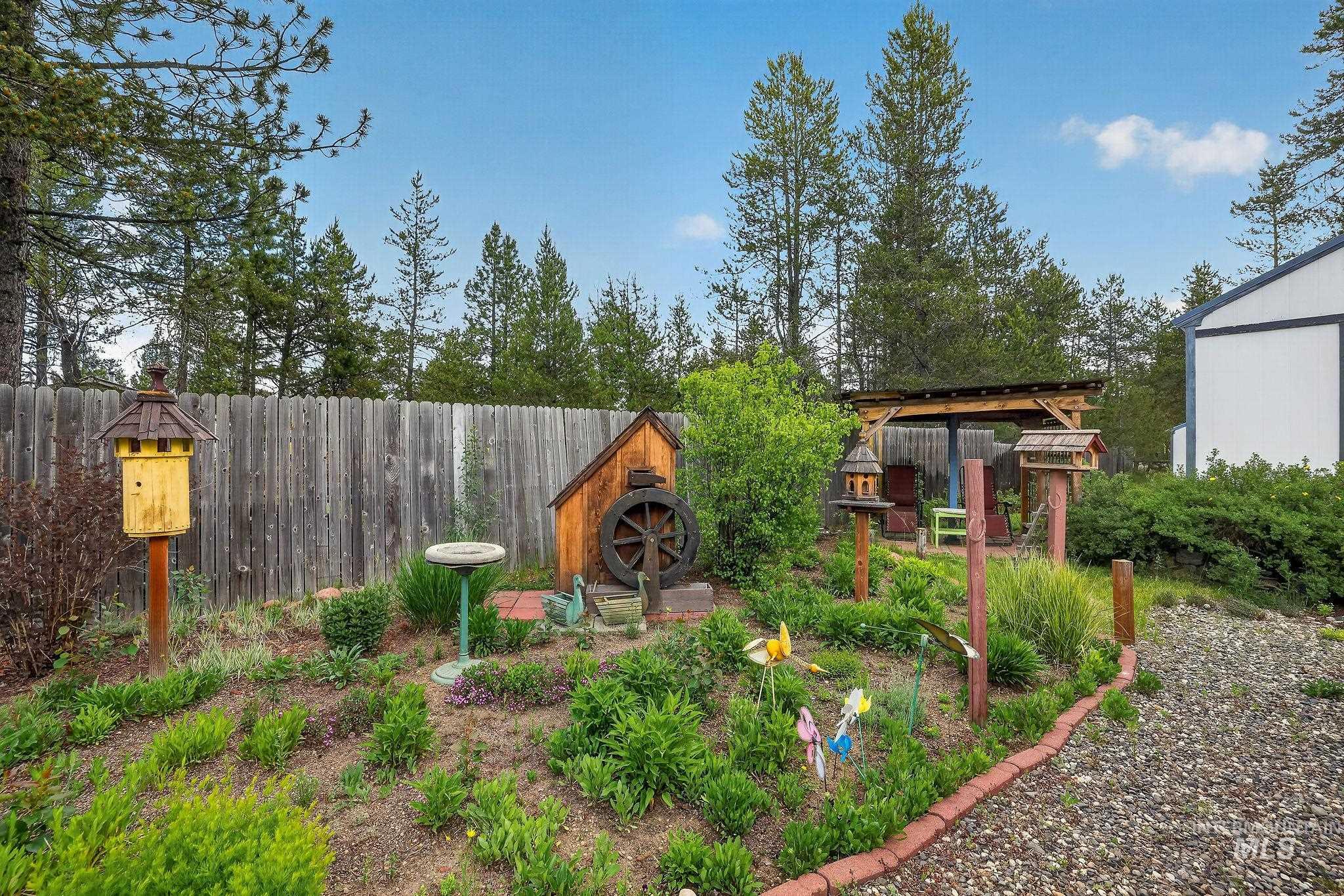 13122 Tucker Road Donnelly, ID 83615 - Photo 5 of 35