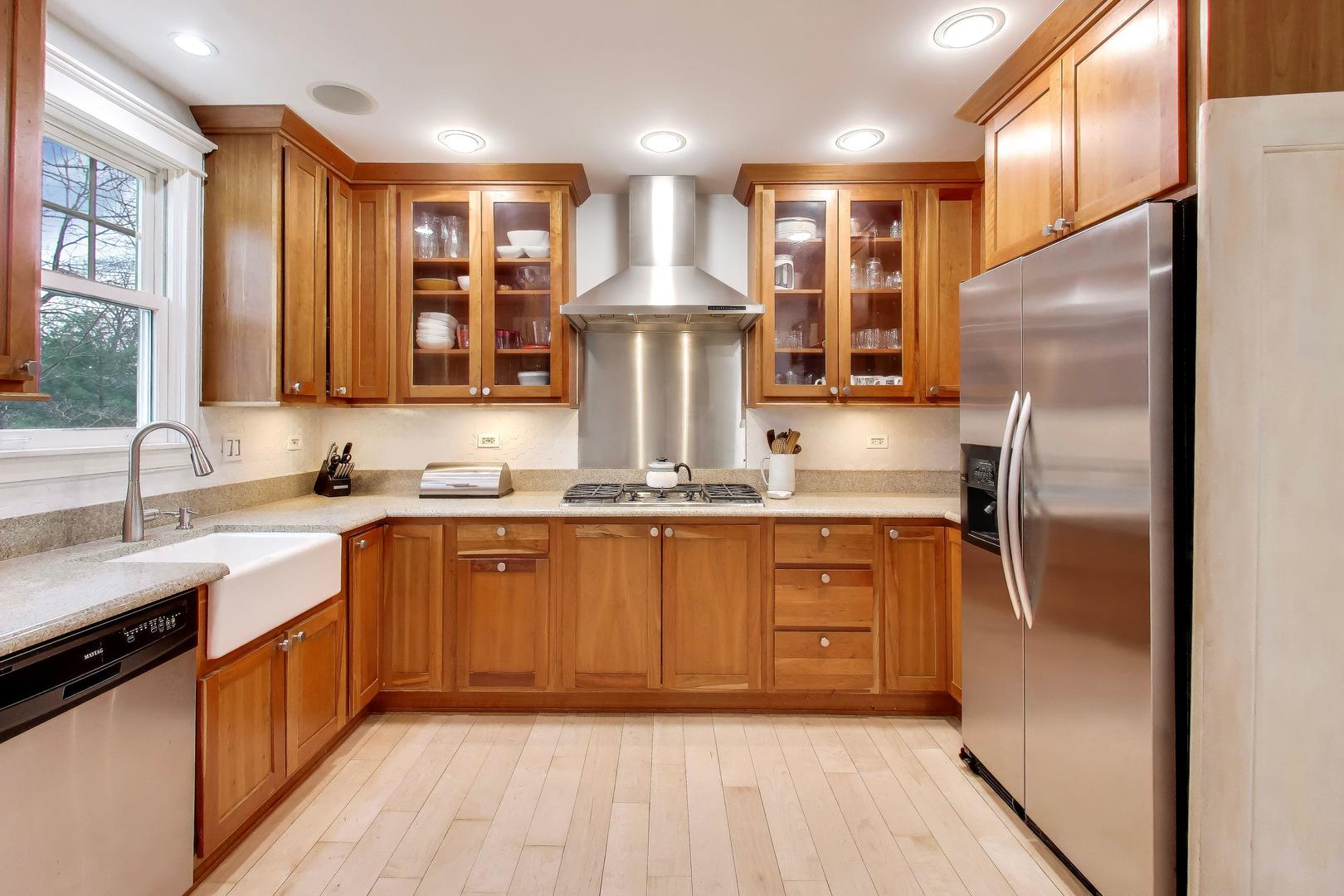 1123 Main Street Evanston, IL 60202 - Photo 16 of 47