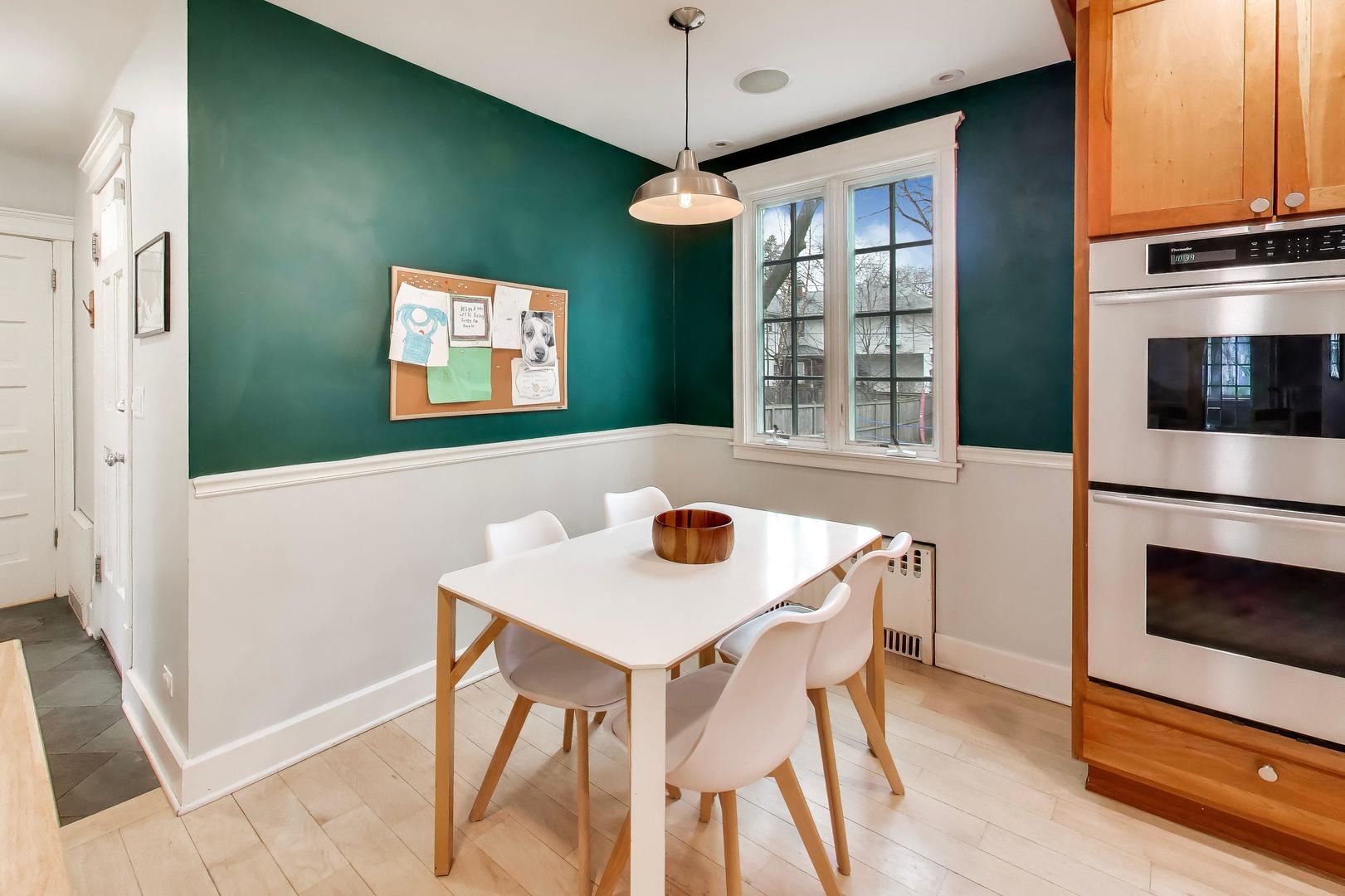 1123 Main Street Evanston, IL 60202 - Photo 19 of 47