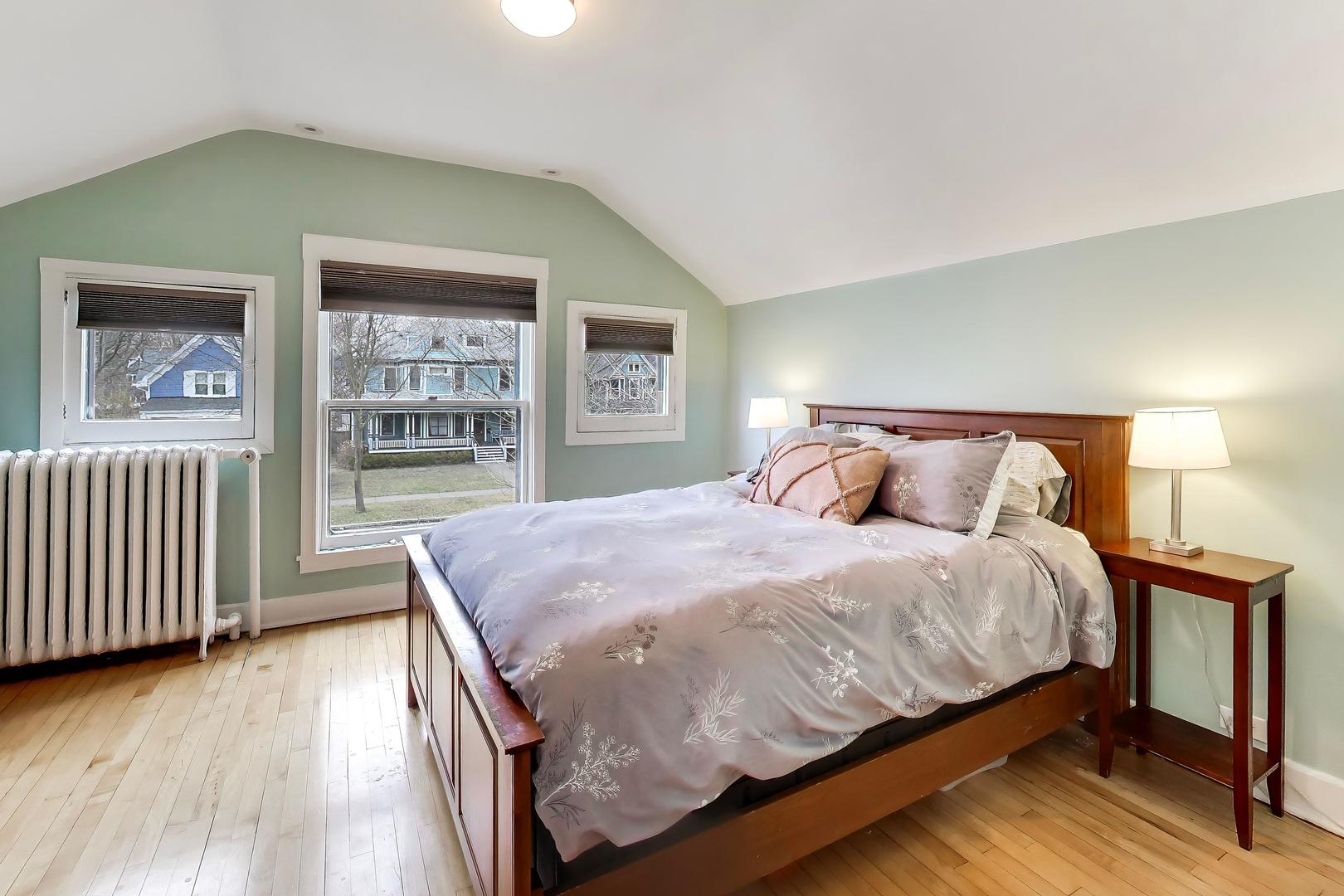 1123 Main Street Evanston, IL 60202 - Photo 28 of 47