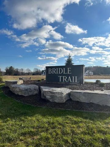 $265,900 | 1224 Bridle Court Southeast, Ada, MI 49301