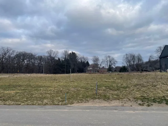 $265,900 | 1224 Bridle Court Southeast, Ada, MI 49301